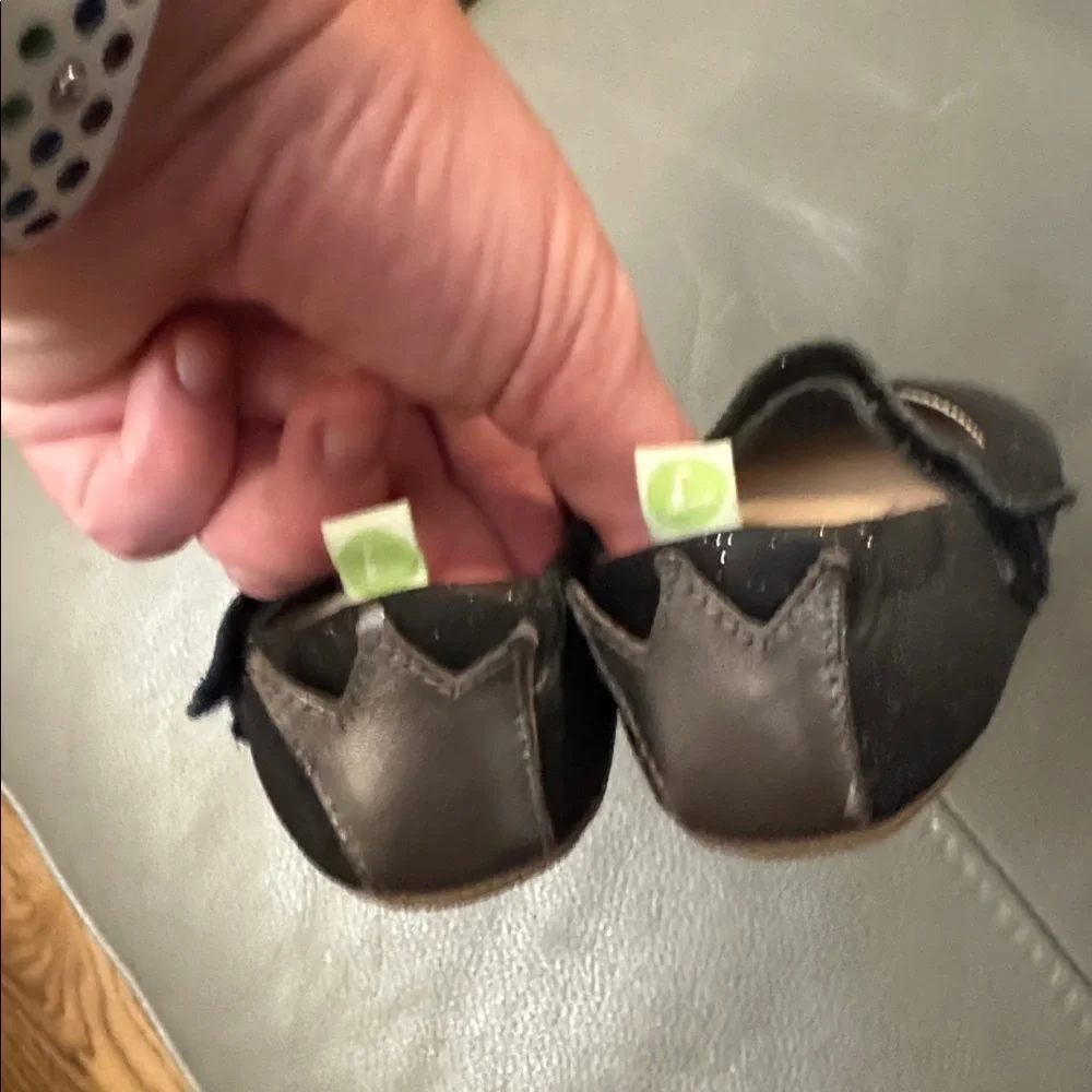 Tip Toey Joey these stylish